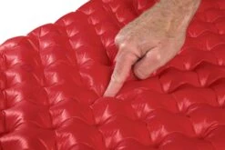 Sea To Summit Comfort Plus XT Insulated Sleeping Mat [Large]|-|Matelas De Sol Isolé Comfort Plus XT [Grand] -Sea To Summit STS 934 7E 7EDetail1 20Red