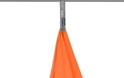Sea To Summit Pocket Towel - Small 32 X 16 In|-|Serviette Pocket - Petit 32 X 16 In -Sea To Summit STS A2510 7E 7EDetail1 20Orange