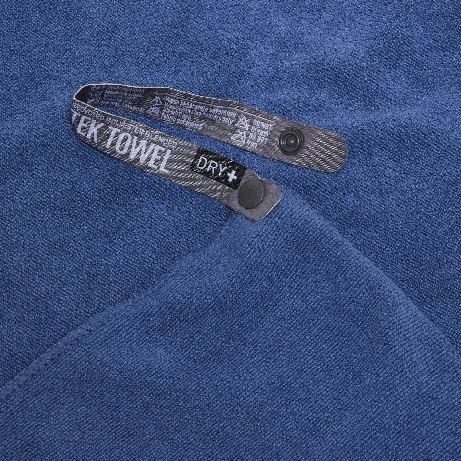 Sea To Summit Tek Towel - Small 16 X 32 In|-|Serviette Tek - Petit 16 X 32 po 5 Sea To Summit Tek Towel - Small 16 X 32 In|-|Serviette Tek - Petit 16 X 32 po - Image 5