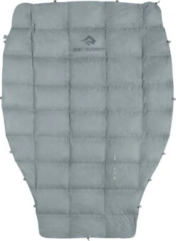 Sea To Summit Cinder CdI Down Quilt - 50°F/10°C - Regular|-|Couette En Duvet Cinder CdI - 50°F/10°C - Régulière -Sea To Summit STS S2311 7E 7EDetail1 20Light 20Grey