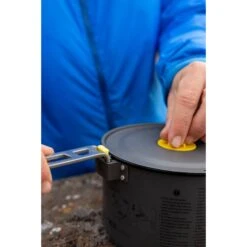 Sea To Summit Frontier Ultralight Pot - 1.3L 39 Sea To Summit Frontier Ultralight Pot - 1.3L -Sea To Summit Trailblazer Brand Lifestyle 90