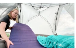 Sea To Summit Women's Comfort Plus Self-Inflating Sleeping Mat -Sea To Summit womens comfort plus self inflating